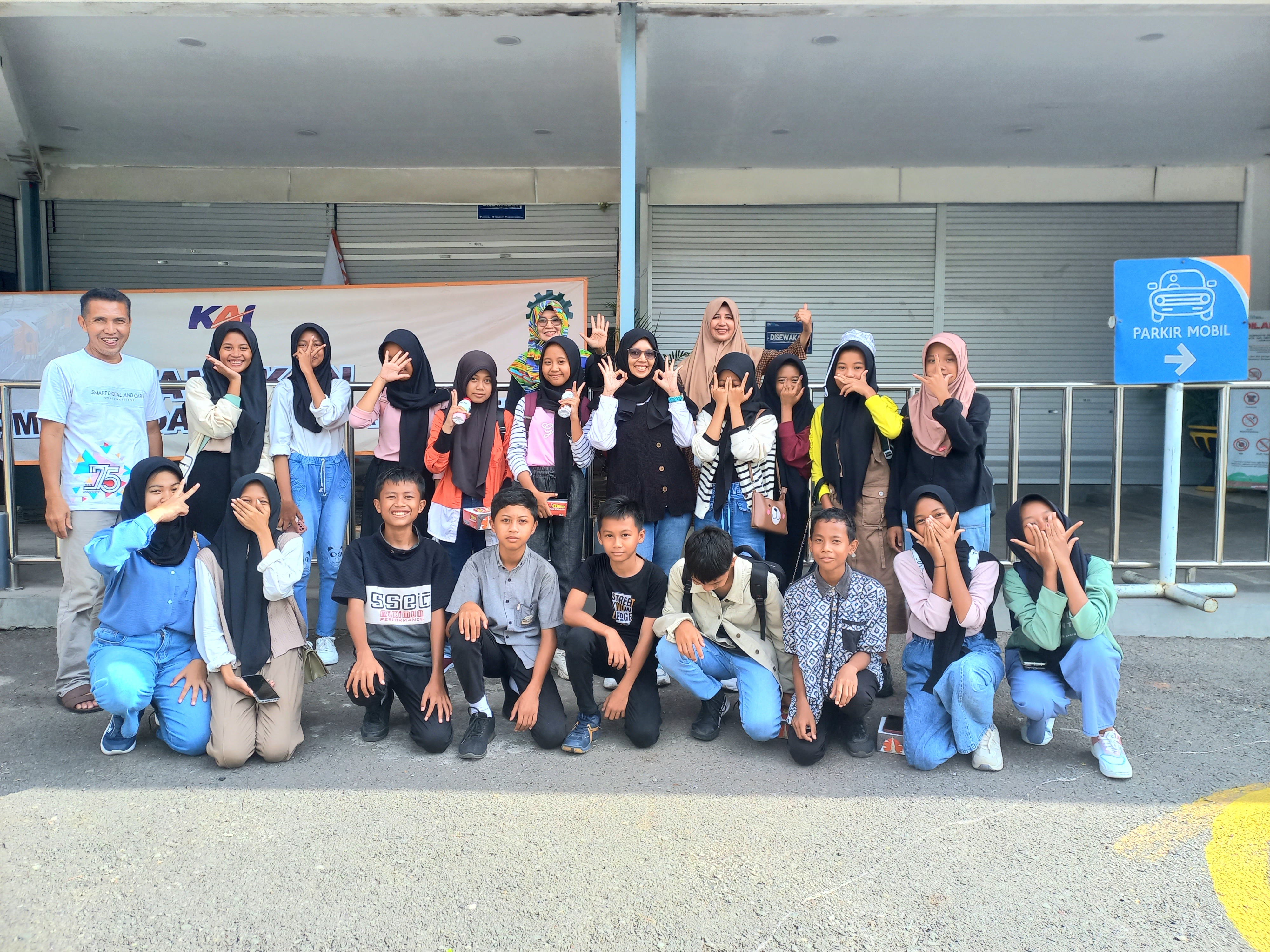 Galeri 7 untuk ekstrakurikuler Jurnalistik