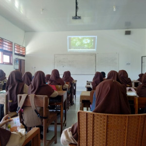 Galeri gambar Kegiatan English Club 5