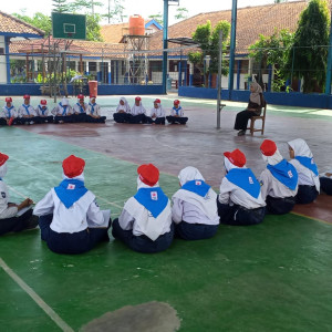 Galeri gambar Kegiatan Palang Merah Remaja 4