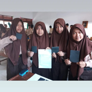 Galeri gambar Kegiatan Sains Club 3