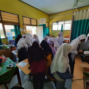 Galeri gambar Kegiatan Menjahit 10