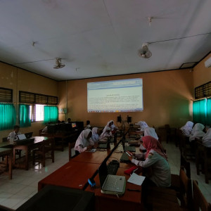 Galeri gambar Kegiatan English Club 7