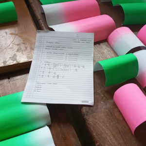 Galeri gambar Kegiatan Sains Club 2