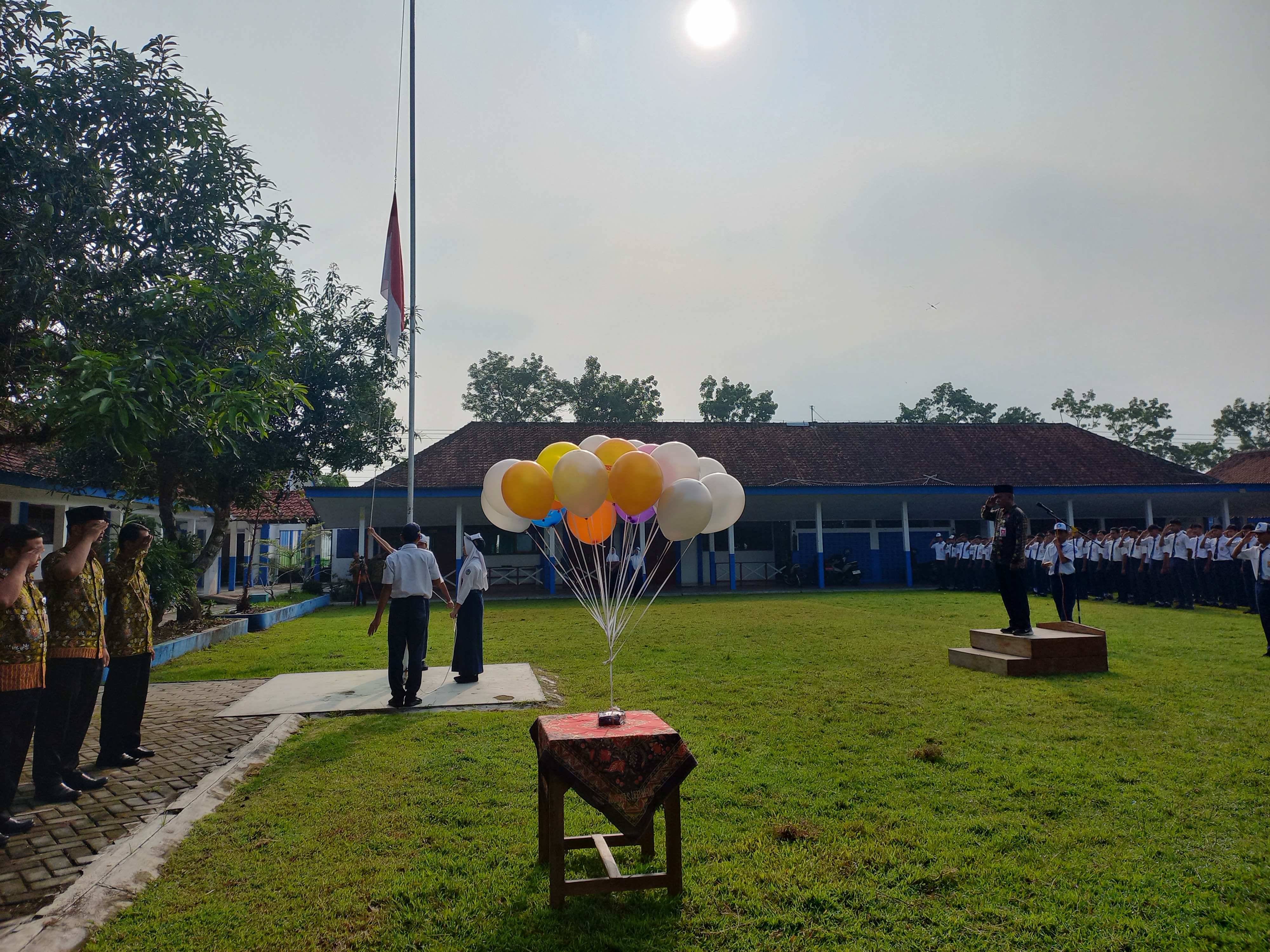 Upacara Pembukaan HUT SMP Negeri 2 Prembun